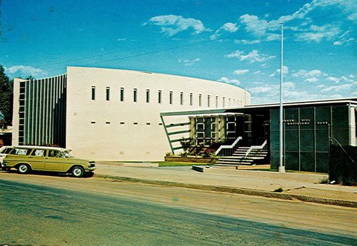 A cool photo from 1970's of the Broken Hill Musician's Club.